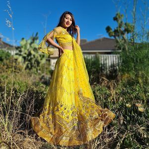 Meet your Posher, Gena